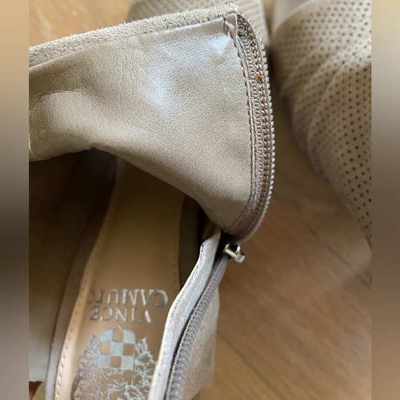 EUC Vince Camuto open toe booties - Picture 10 of 11
